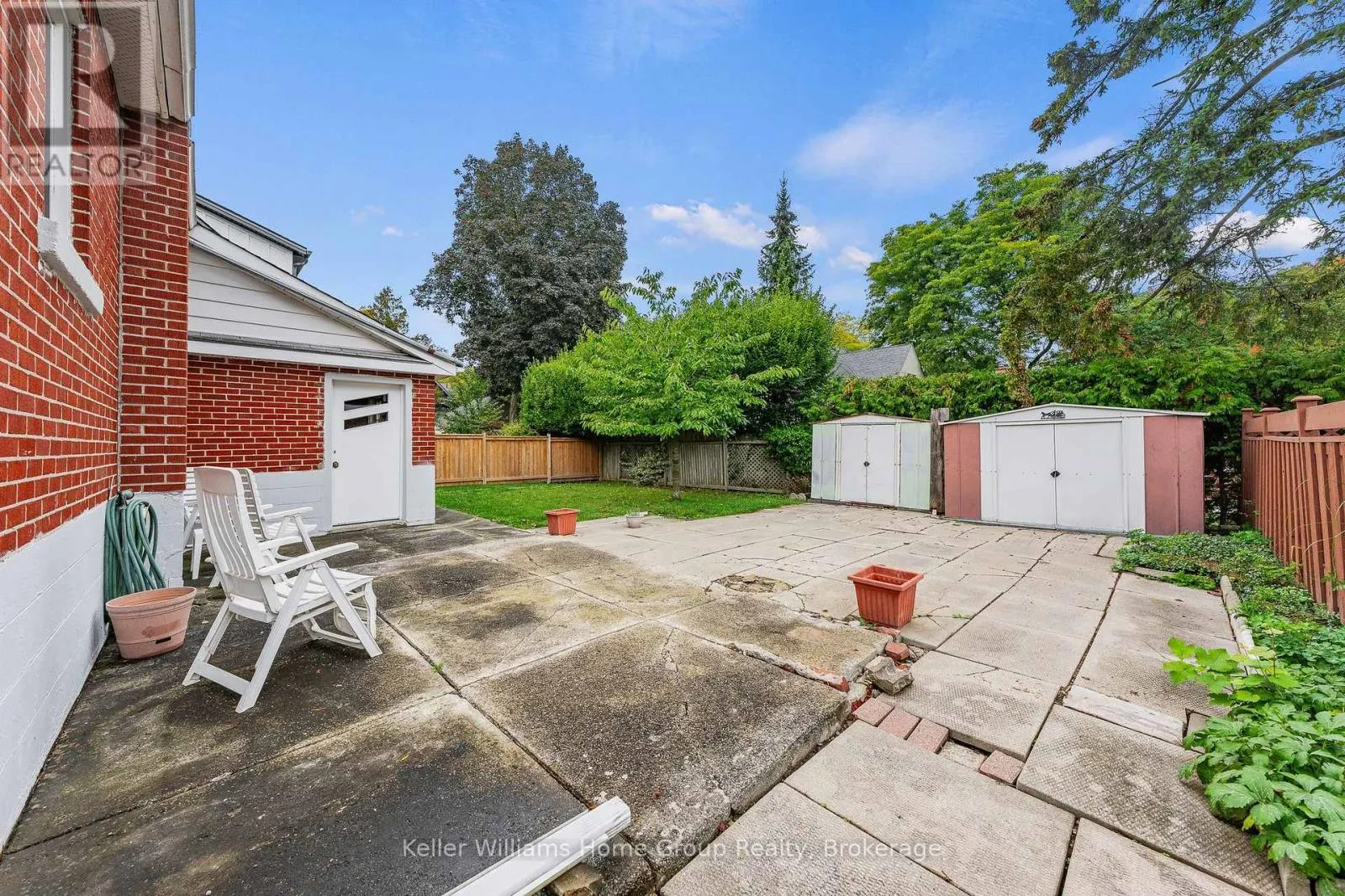 6 HEPBURN AVENUE