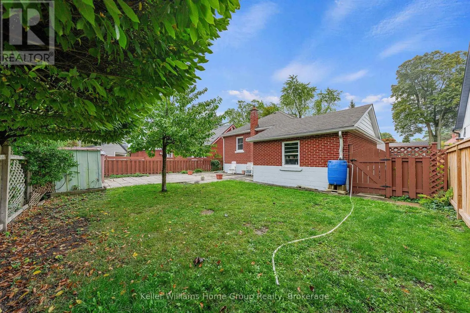 6 HEPBURN AVENUE