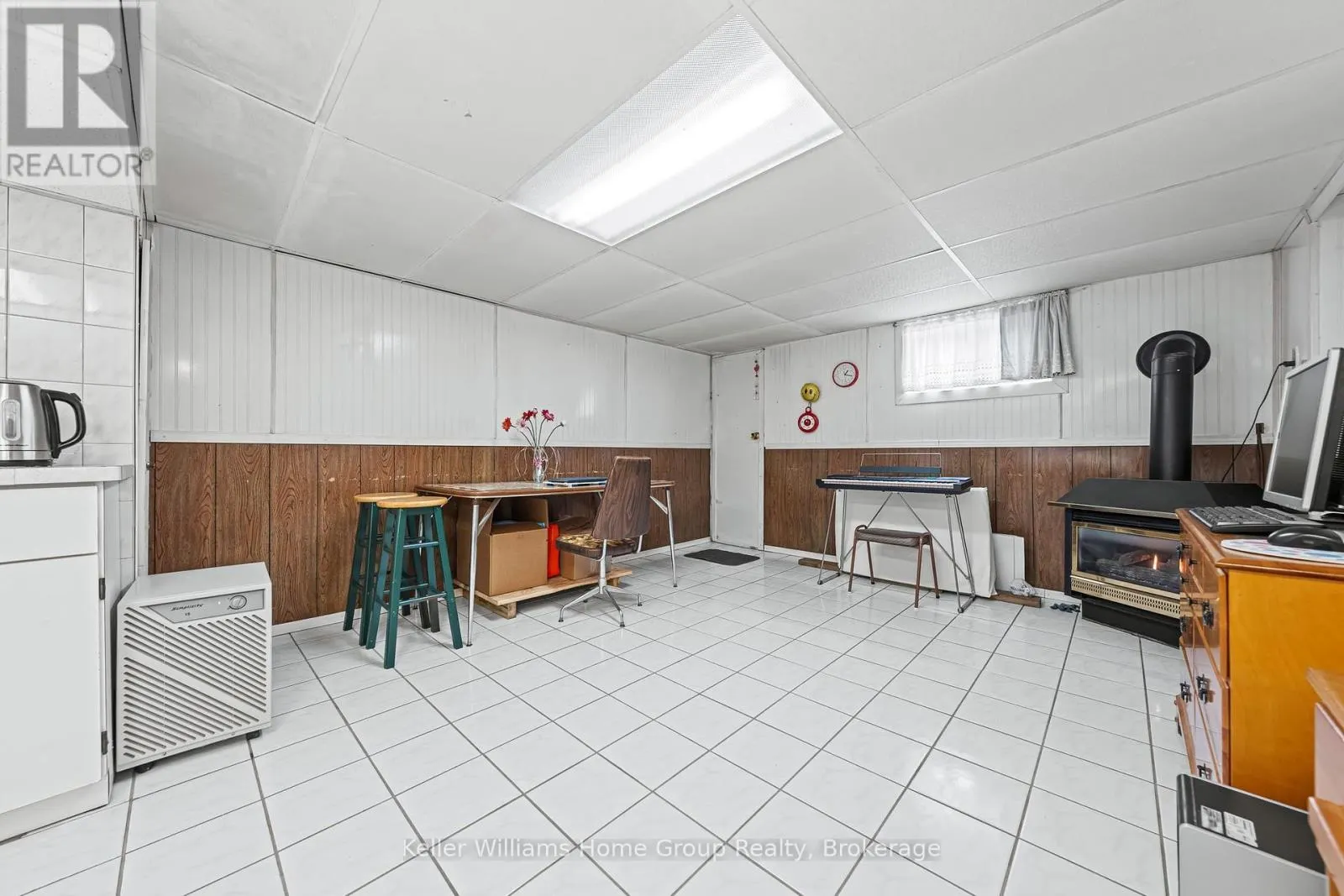 6 HEPBURN AVENUE