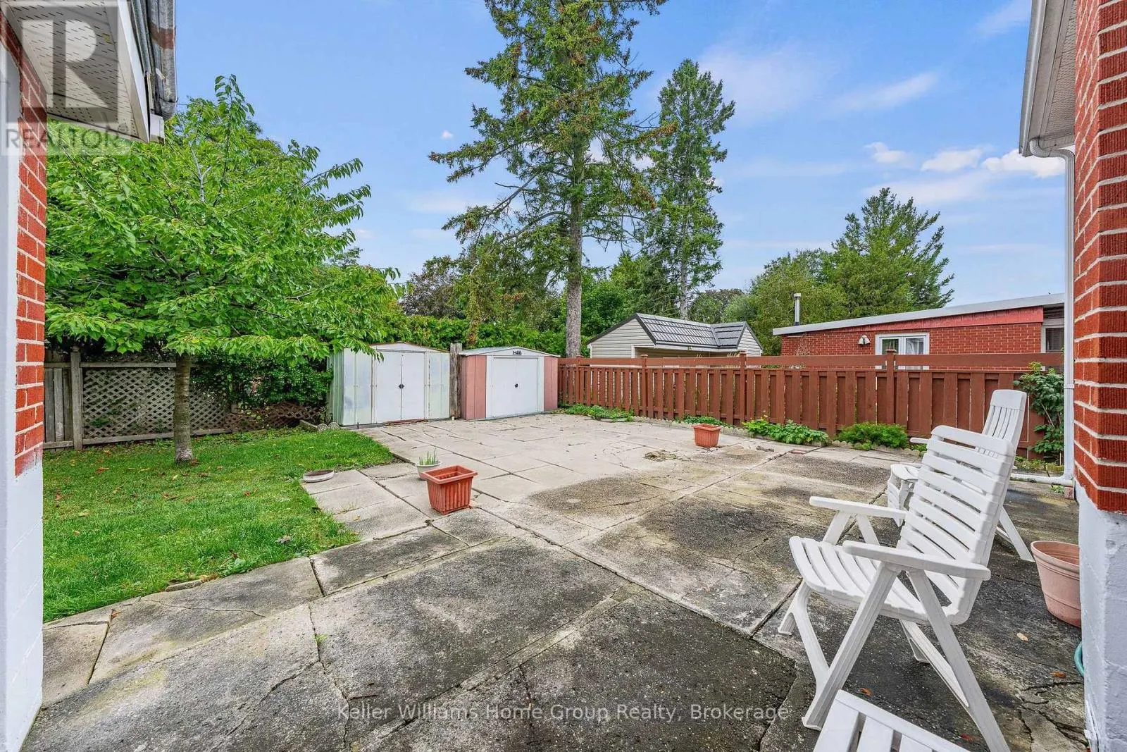 6 HEPBURN AVENUE