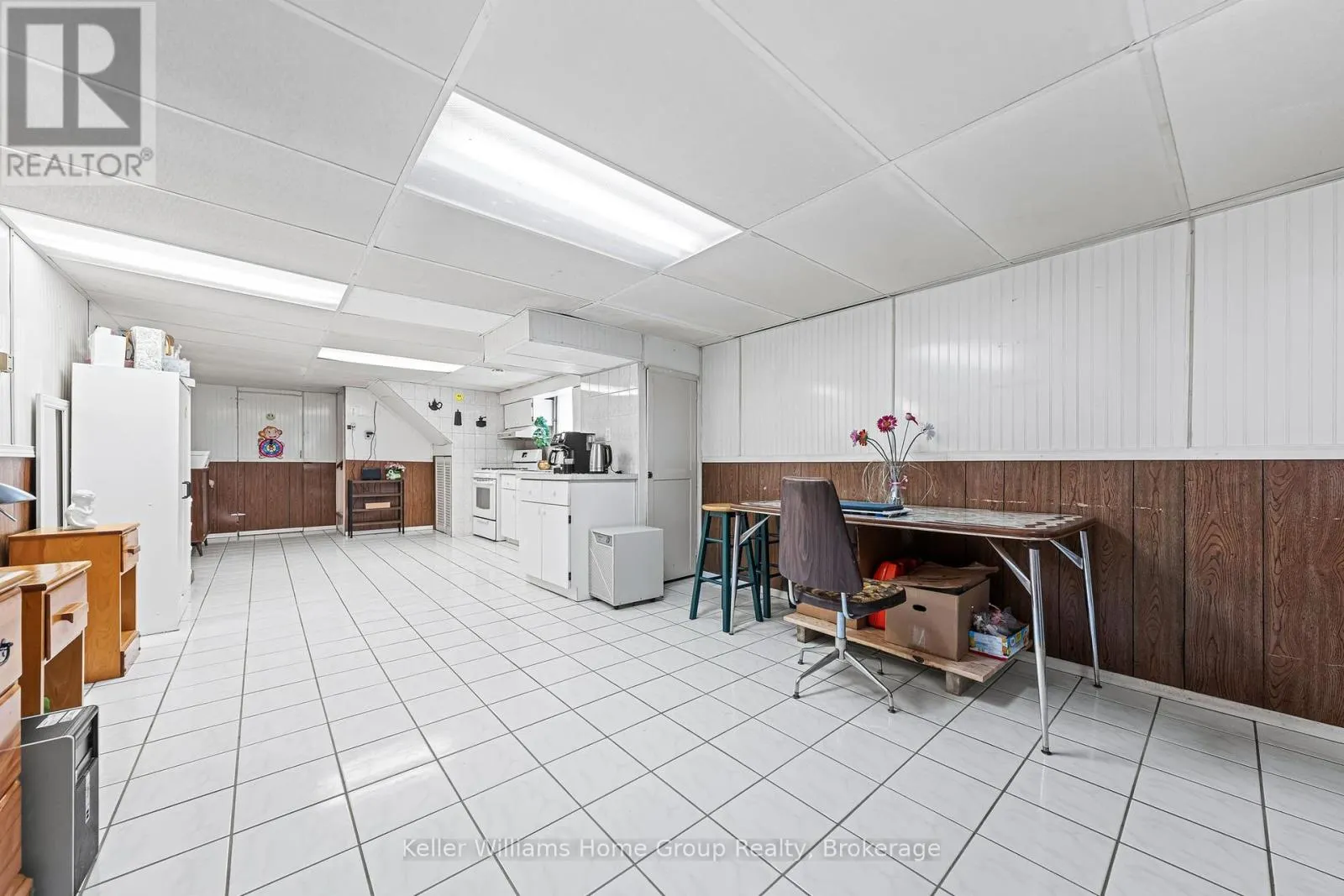 6 HEPBURN AVENUE