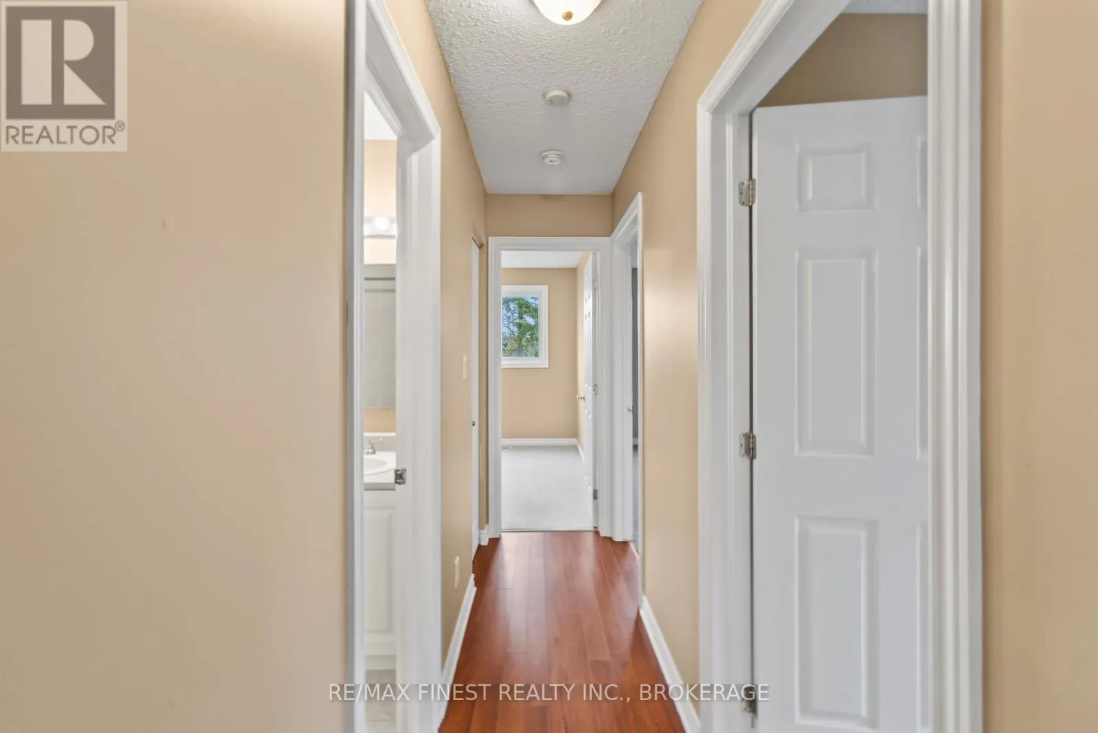 830 PEACHWOOD STREET