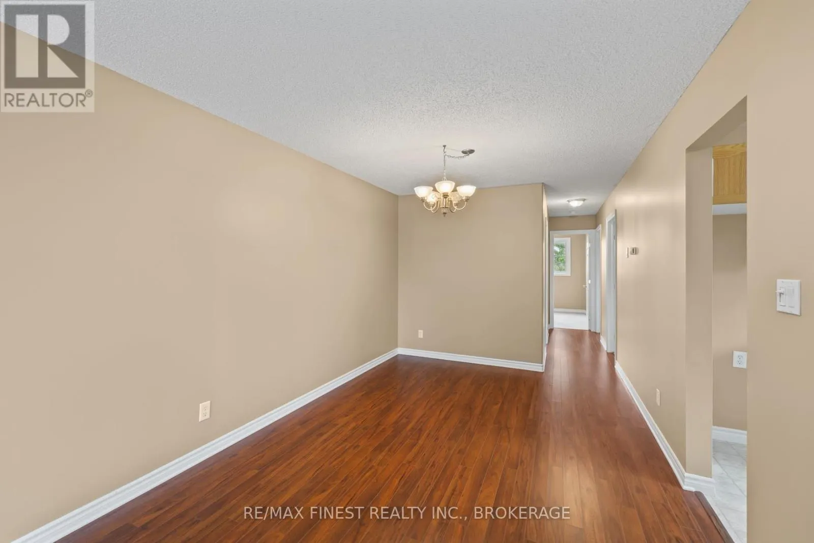 830 PEACHWOOD STREET