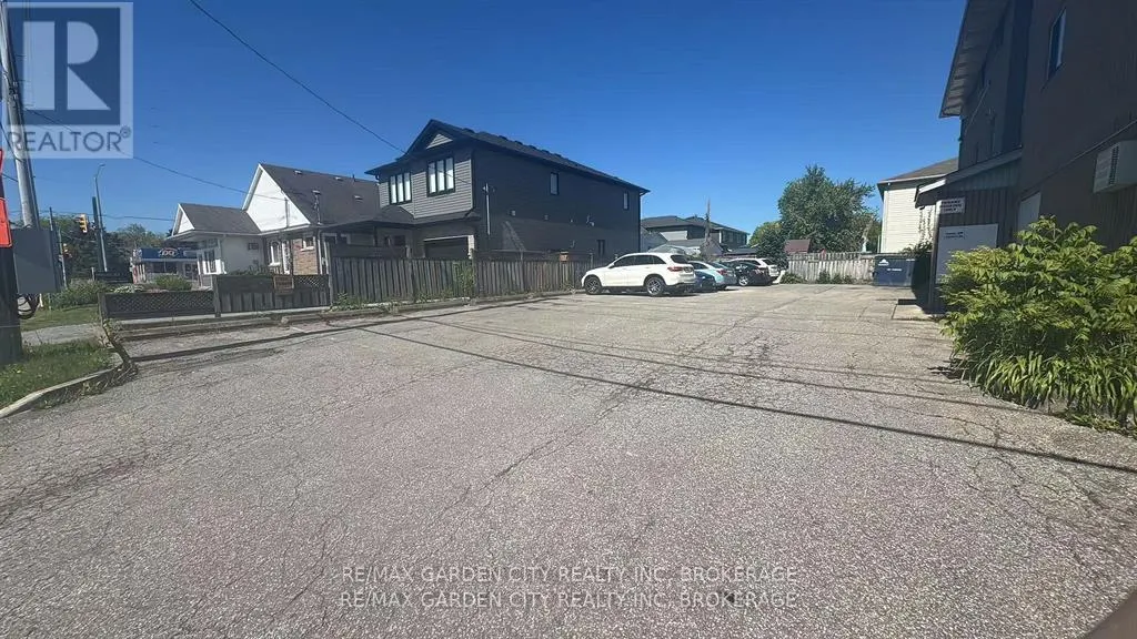 102 - 210 PELHAM ROAD, #102