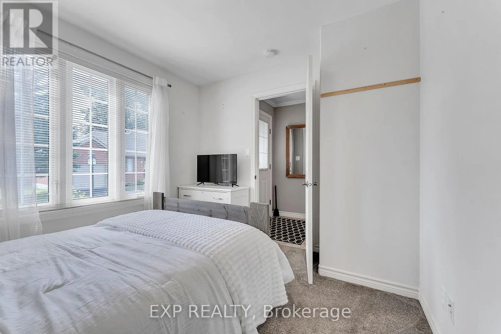2 - 194 HAIG ROAD, #2