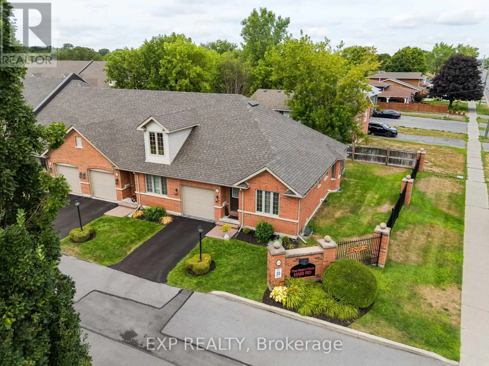 2 - 194 HAIG ROAD, #2