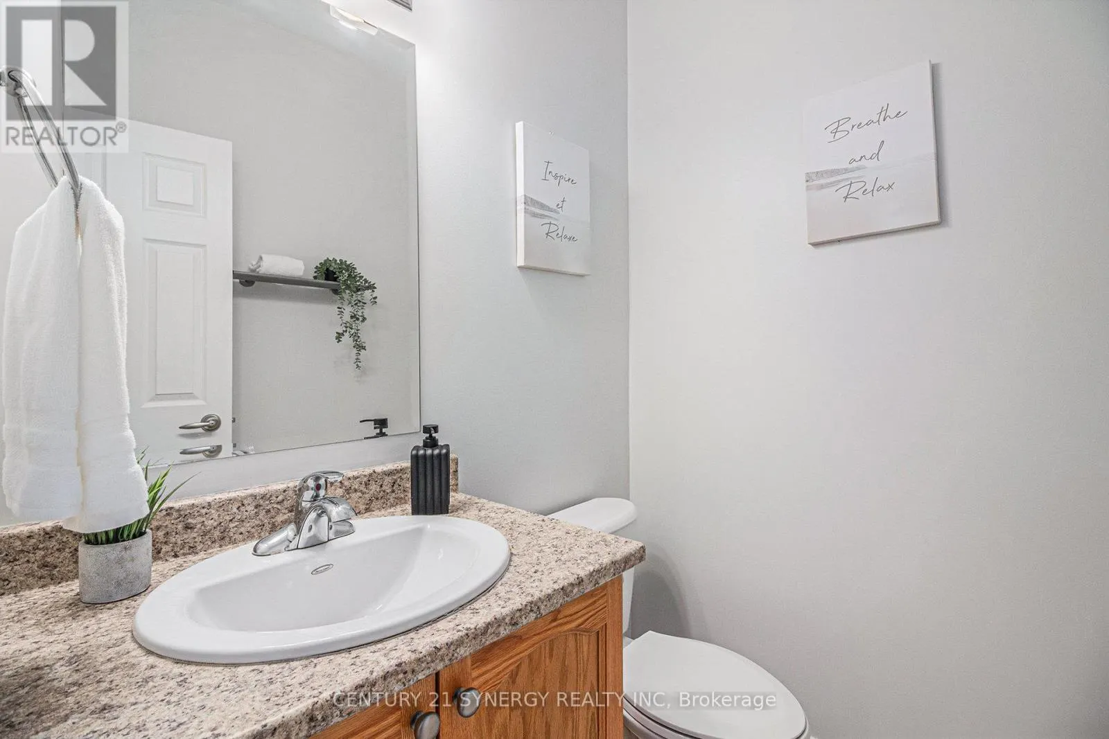 2479 ESPRIT DRIVE