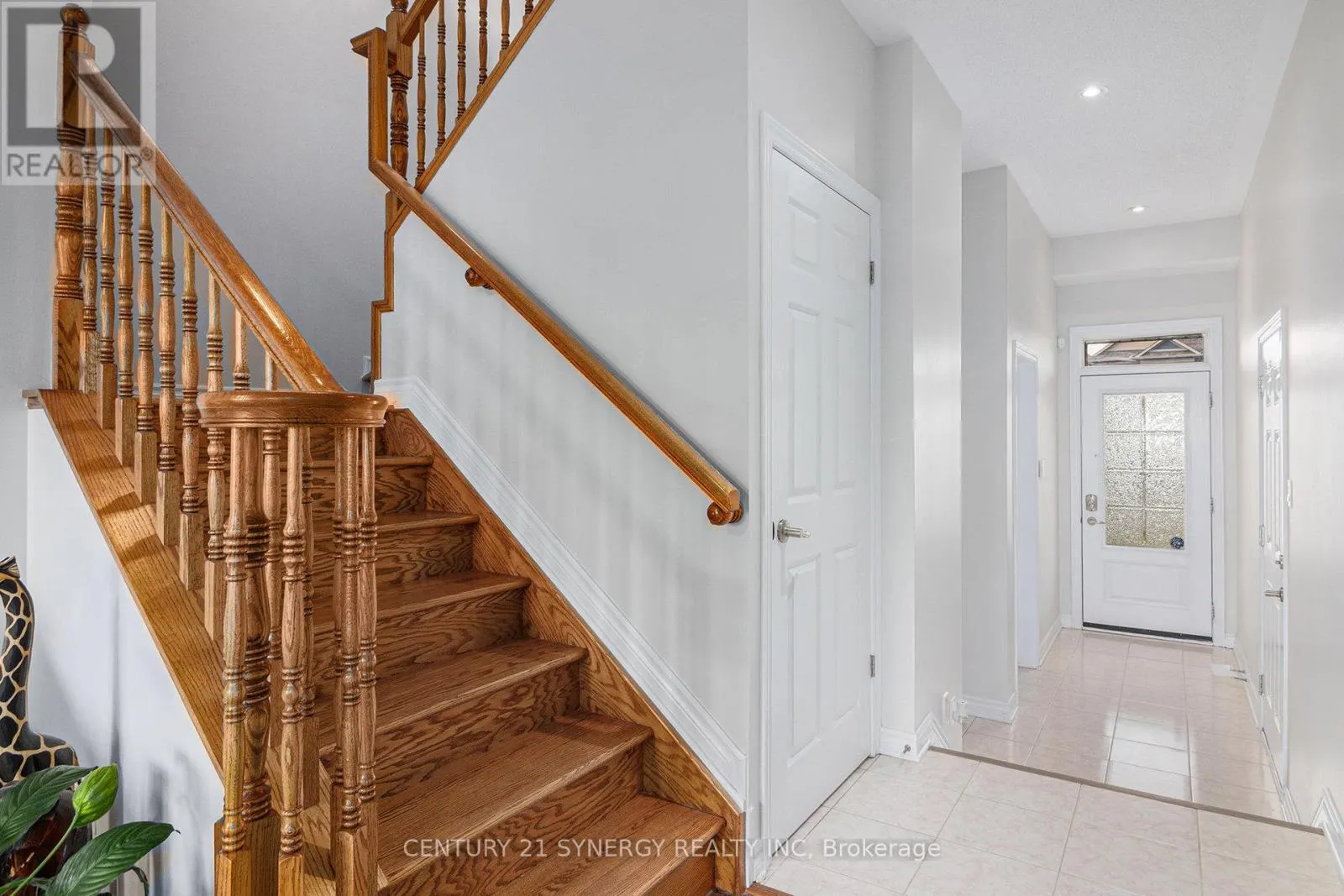 2479 ESPRIT DRIVE