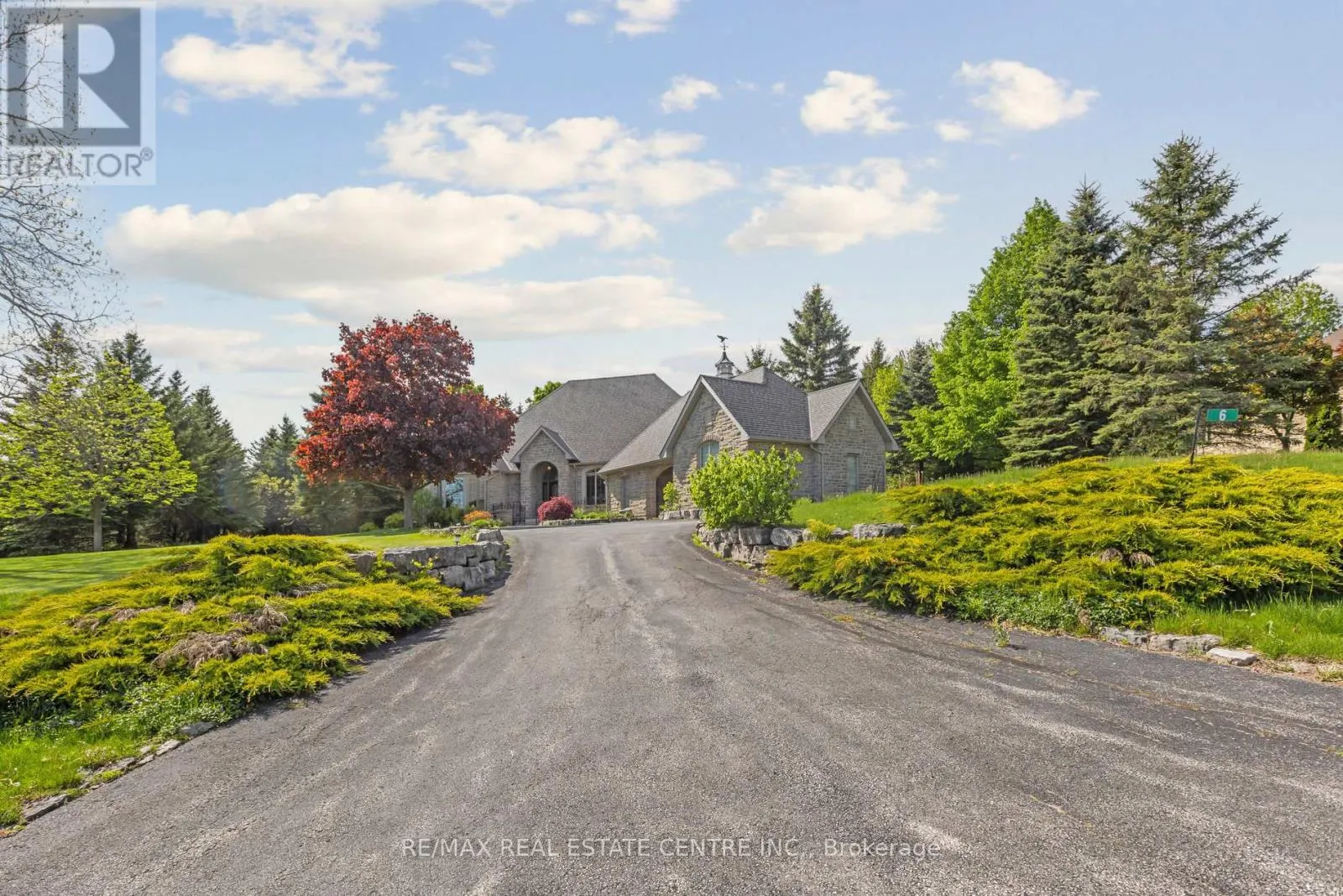6 FOX RUN ROAD