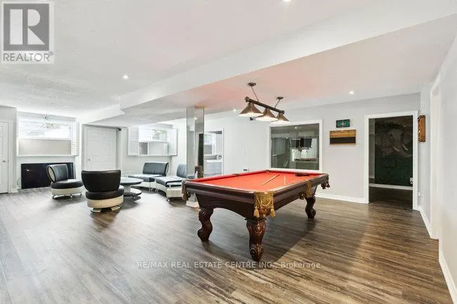 6 FOX RUN ROAD
