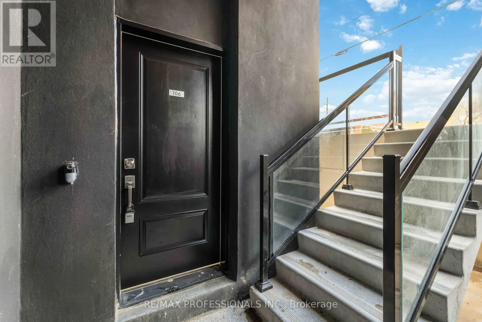 106 - 7277 WILSON CRESCENT
