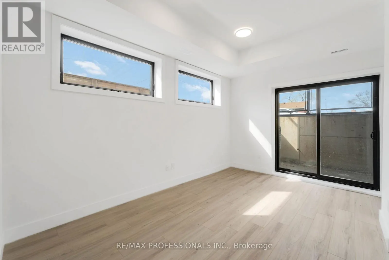 106 - 7277 WILSON CRESCENT