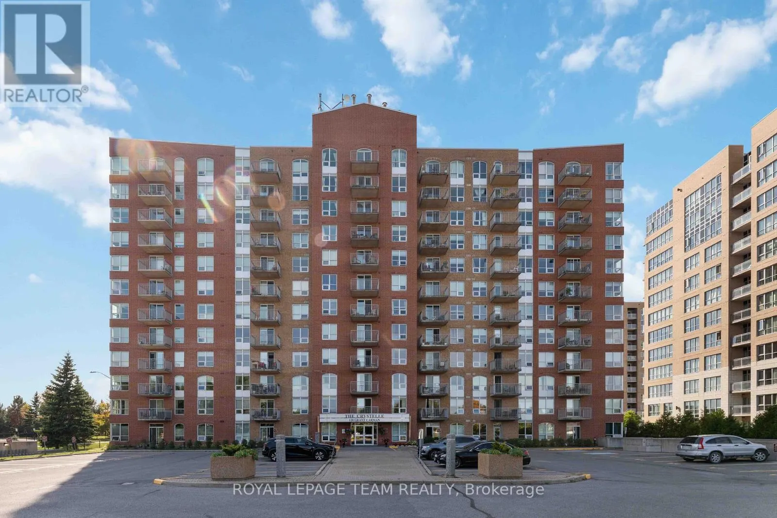 801 - 120 GRANT CARMAN DRIVE