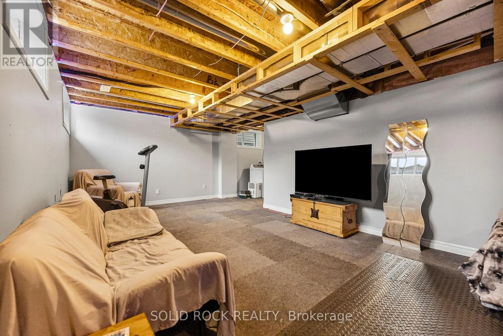 53 WILLOWSHORE WAY