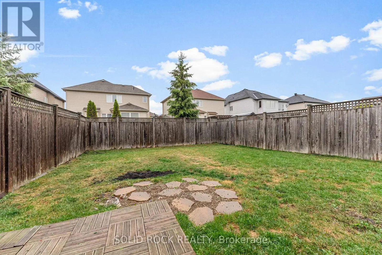 53 WILLOWSHORE WAY