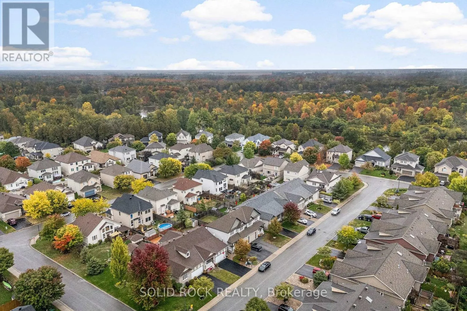 53 WILLOWSHORE WAY