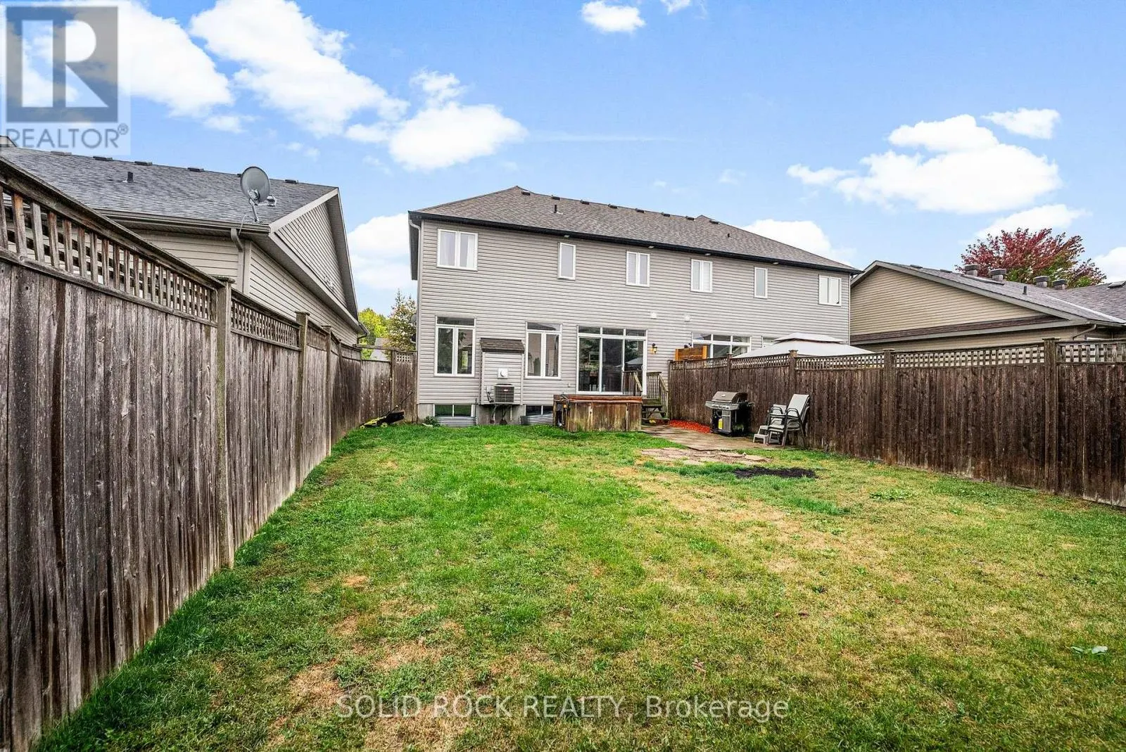 53 WILLOWSHORE WAY