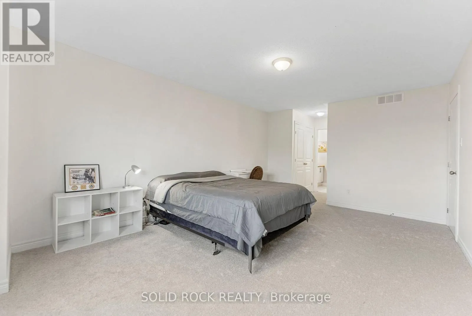 53 WILLOWSHORE WAY