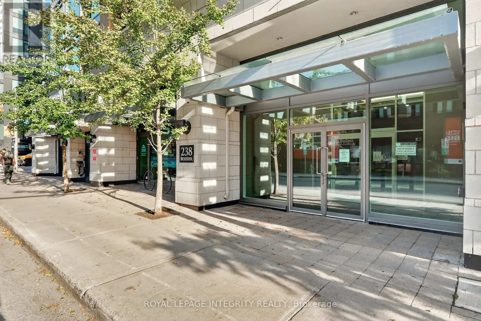 1113 - 238 BESSERER STREET