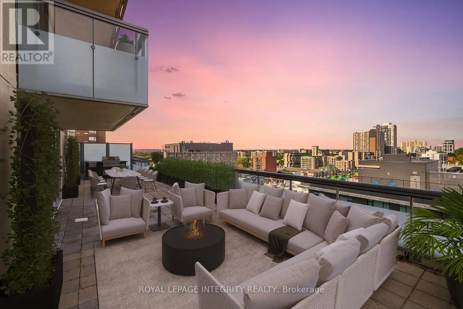 1113 - 238 BESSERER STREET
