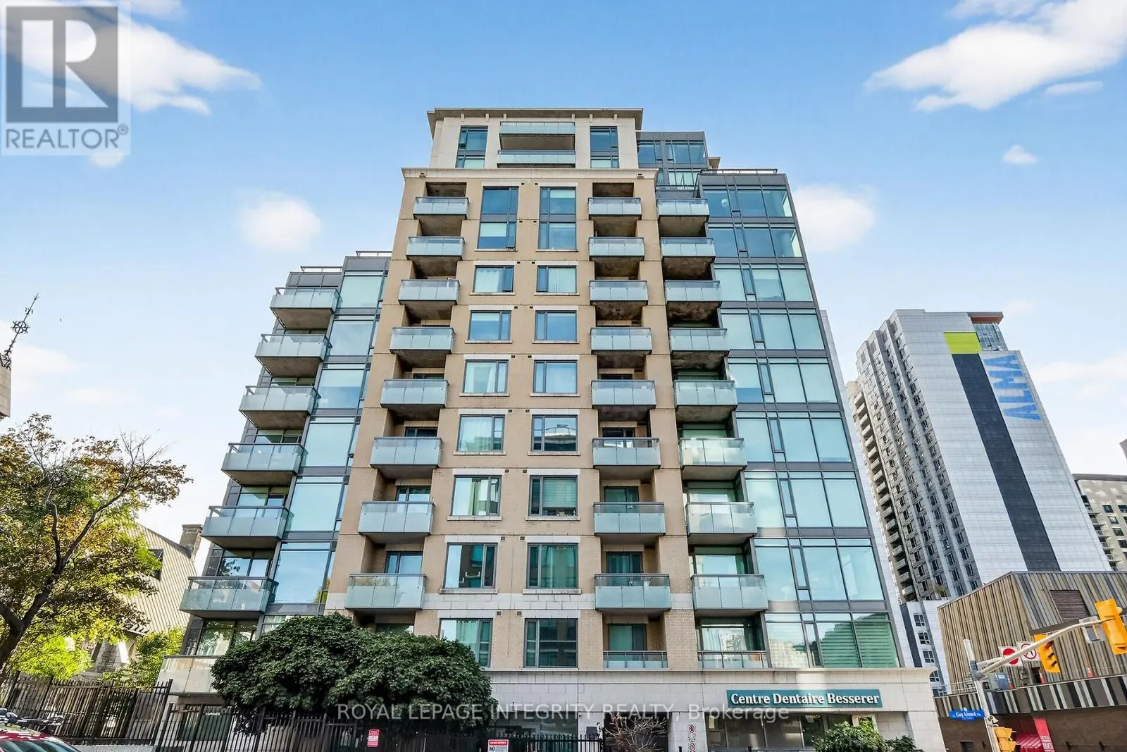 1113 - 238 BESSERER STREET