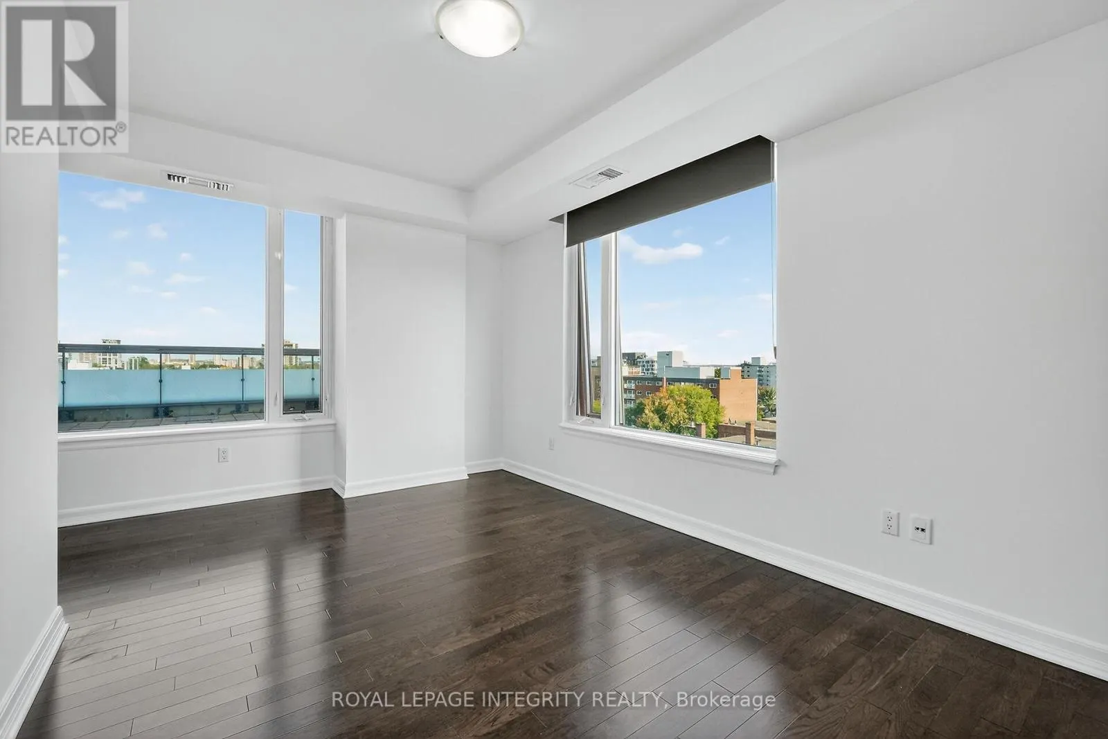 1113 - 238 BESSERER STREET