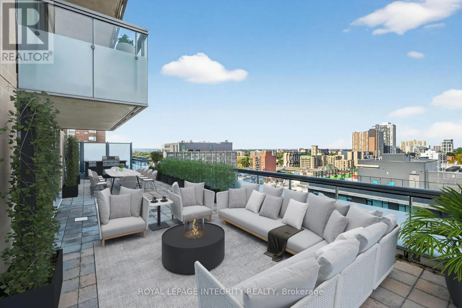 1113 - 238 BESSERER STREET