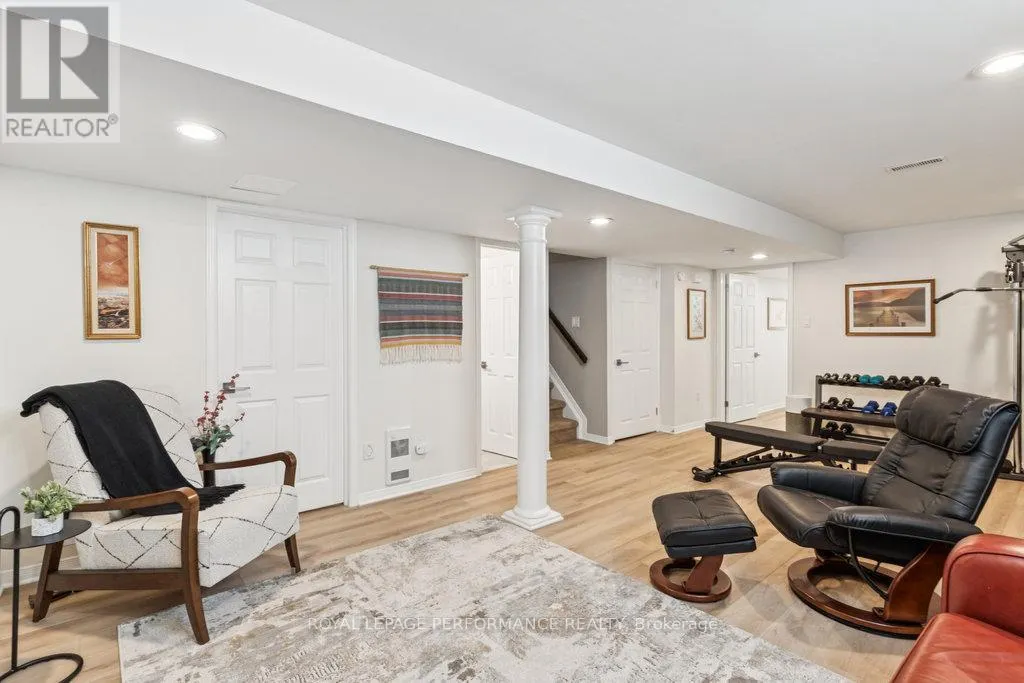 8 JACK AARON DRIVE