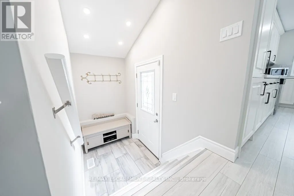 12 QUINLAN COURT