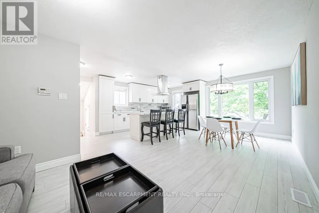 12 QUINLAN COURT