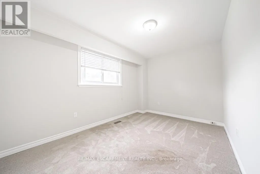12 QUINLAN COURT