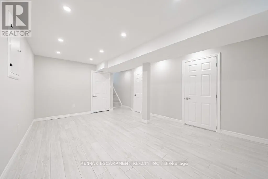 12 QUINLAN COURT