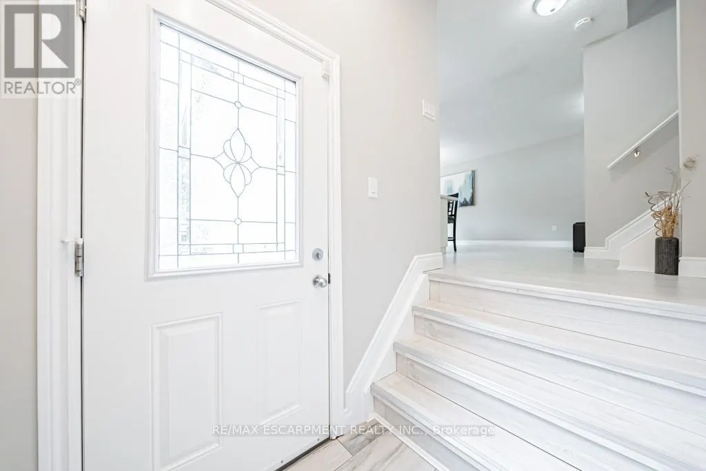 12 QUINLAN COURT