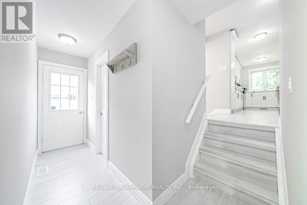 12 QUINLAN COURT