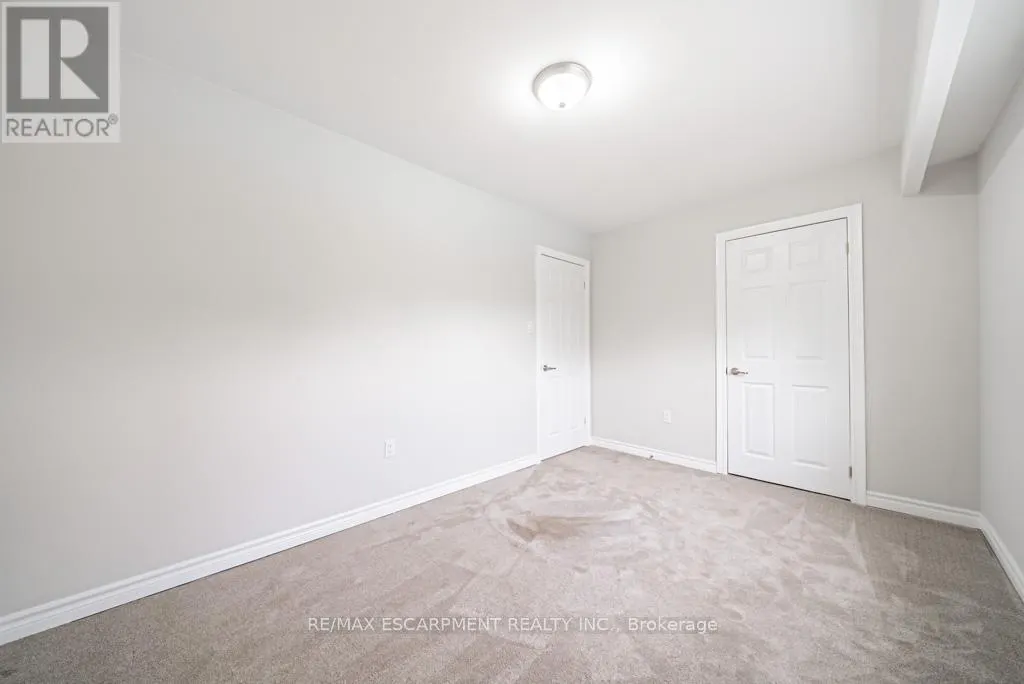 12 QUINLAN COURT