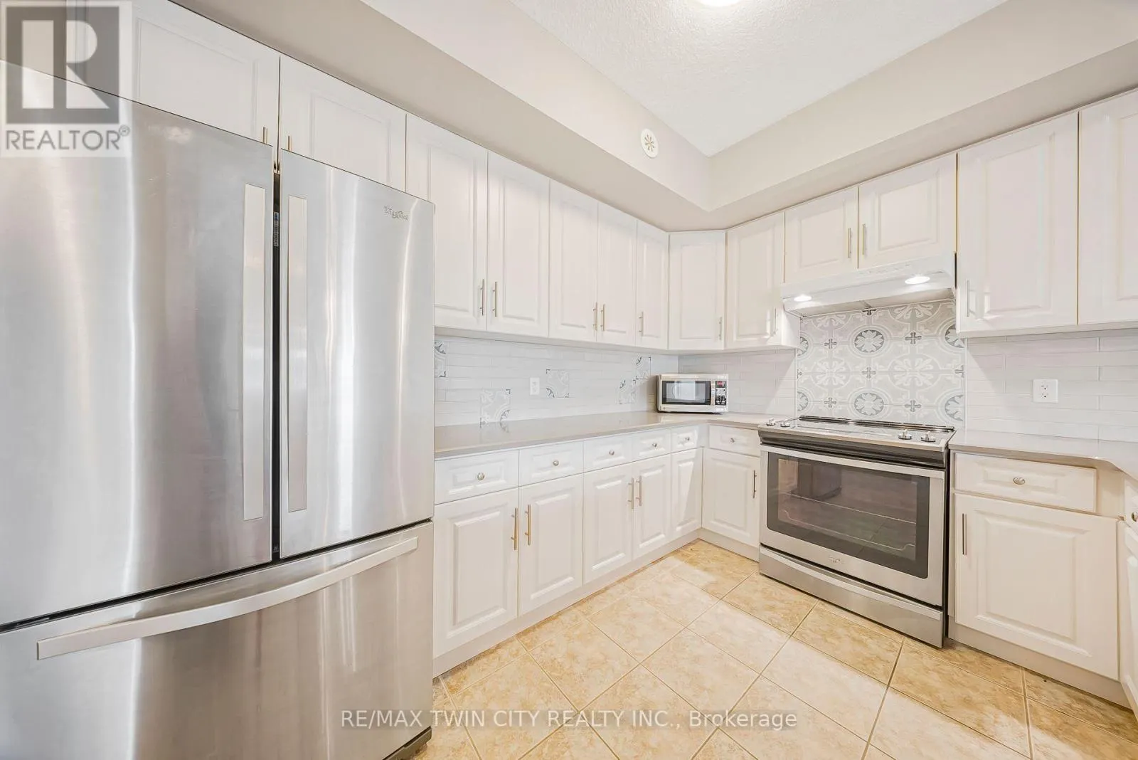 C - 1108 FAIRWAY ROAD N