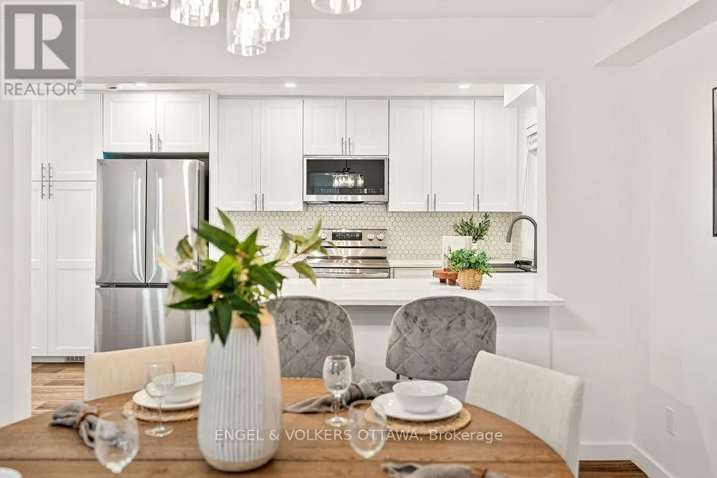 12 BAYSIDE PRIVATE