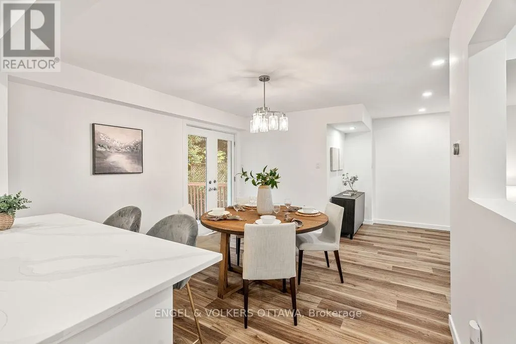 12 BAYSIDE PRIVATE