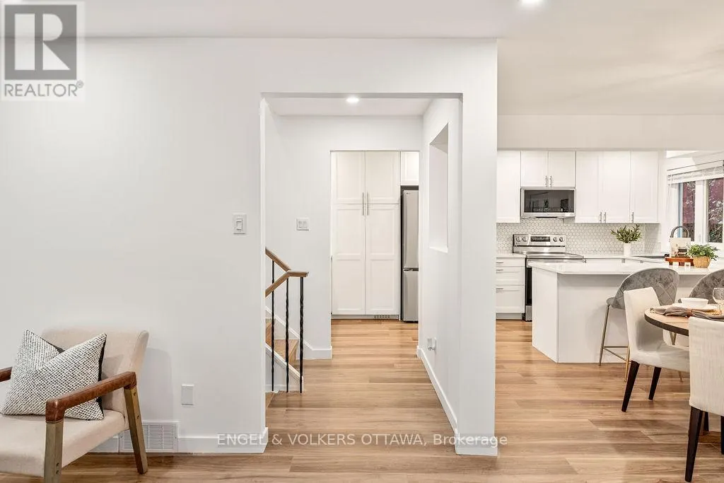 12 BAYSIDE PRIVATE