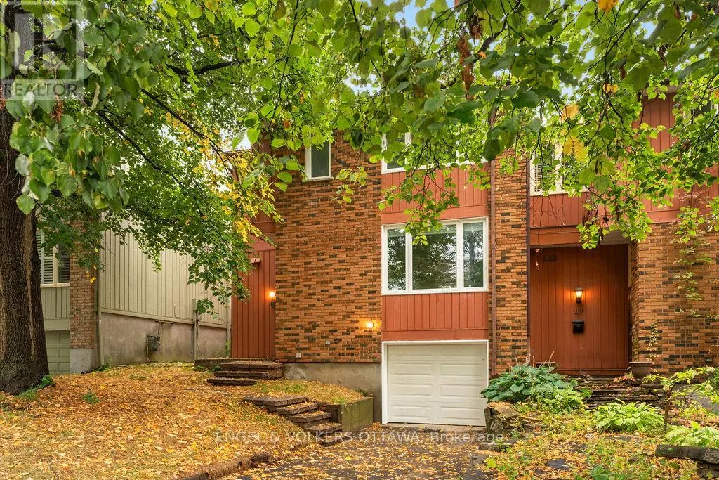 12 BAYSIDE PRIVATE