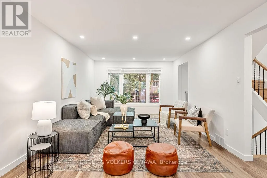 12 BAYSIDE PRIVATE