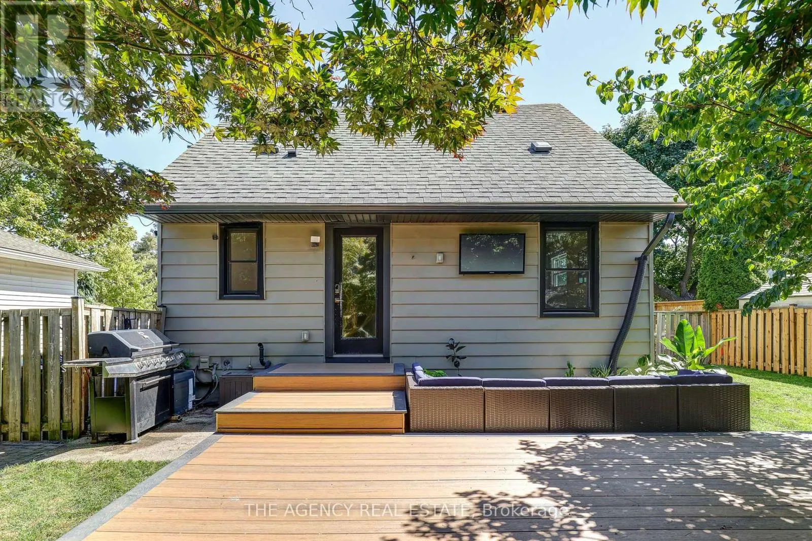 205 RHINE AVENUE
