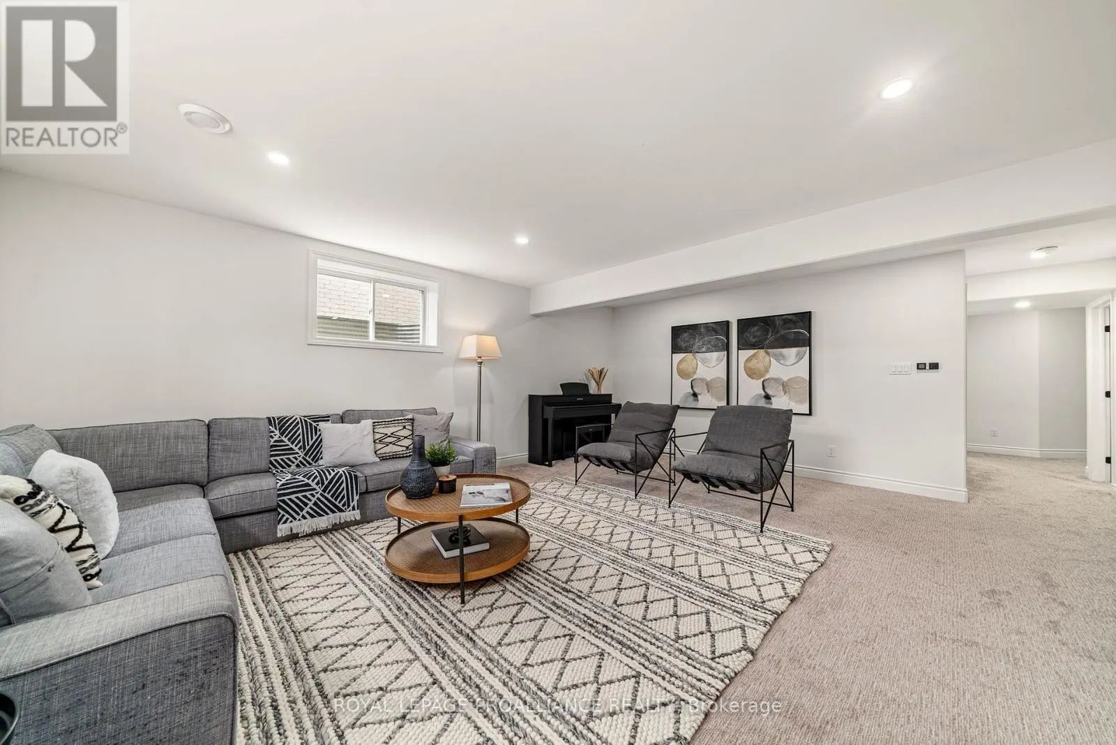 18 RAYCROFT DRIVE