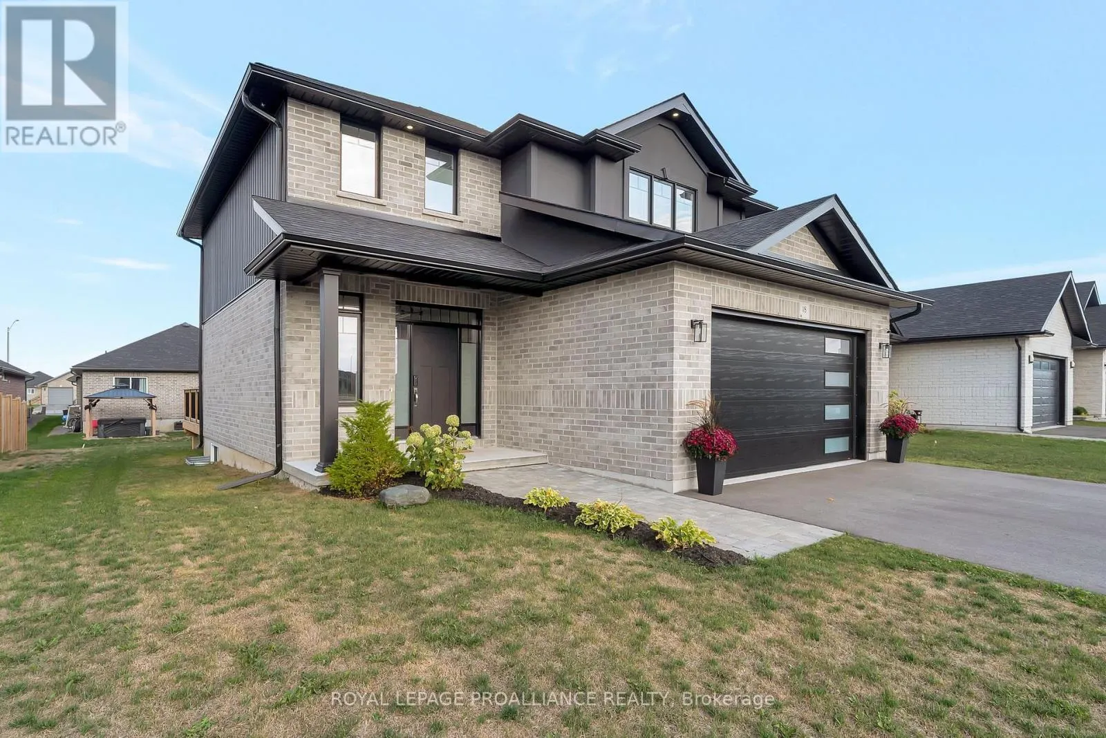 18 RAYCROFT DRIVE