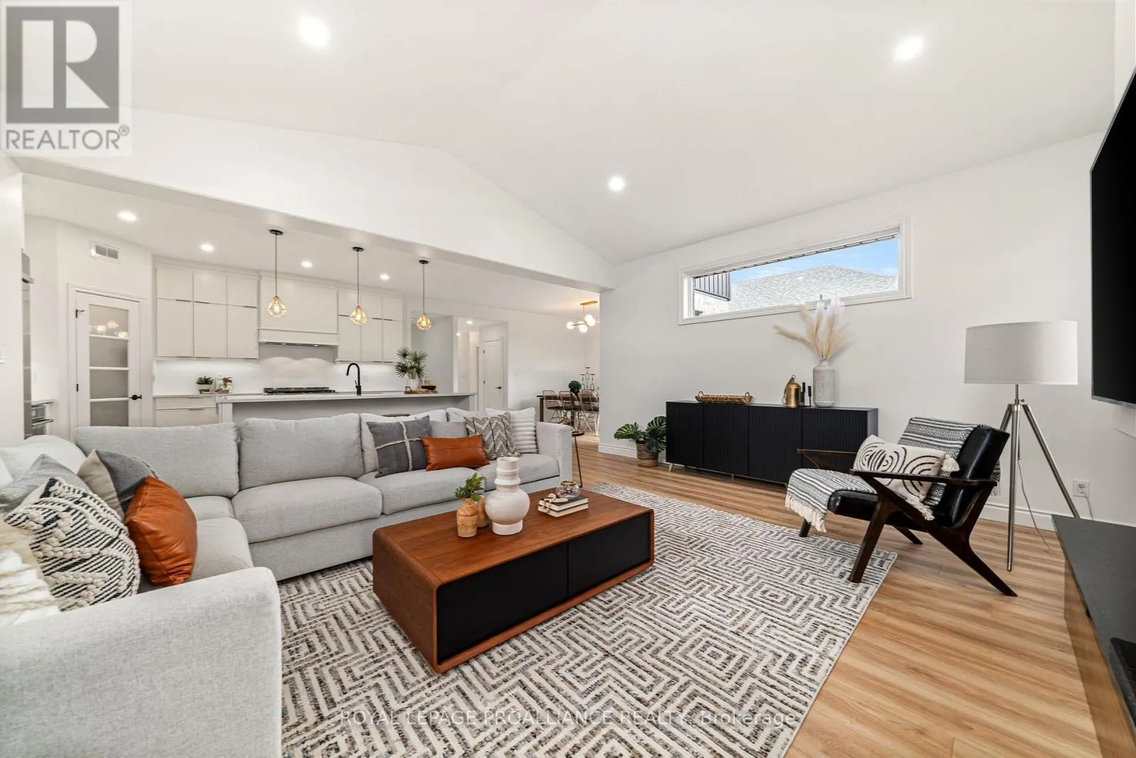 18 RAYCROFT DRIVE