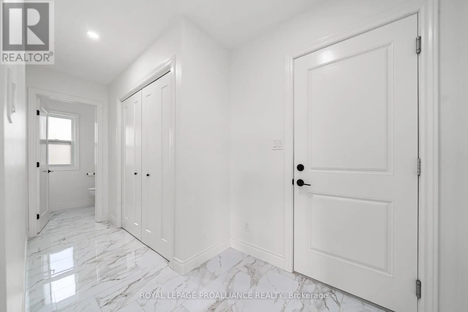18 RAYCROFT DRIVE
