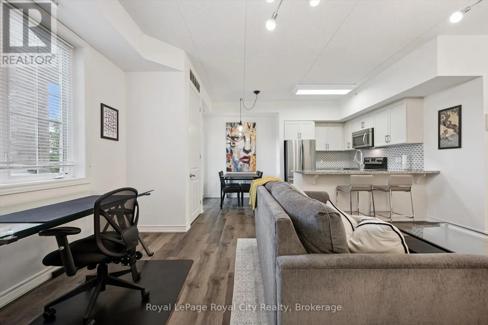 228 - 1077 GORDON STREET, #228