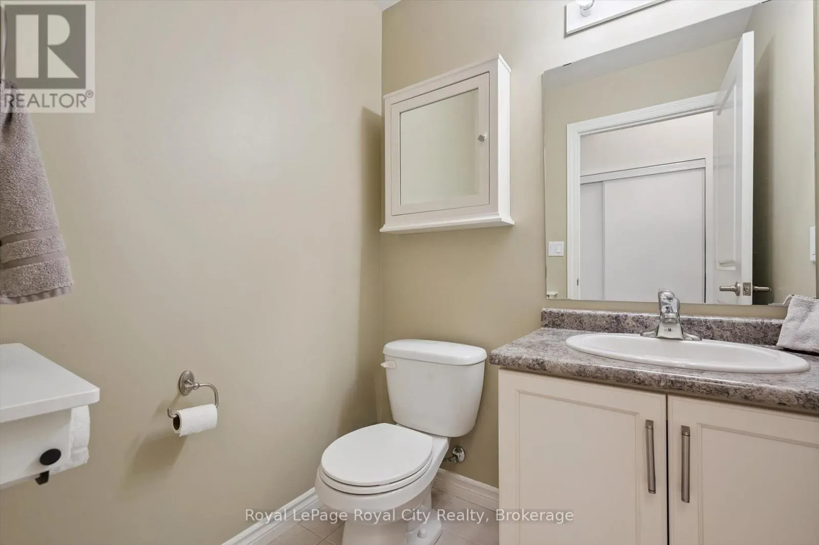 228 - 1077 GORDON STREET, #228