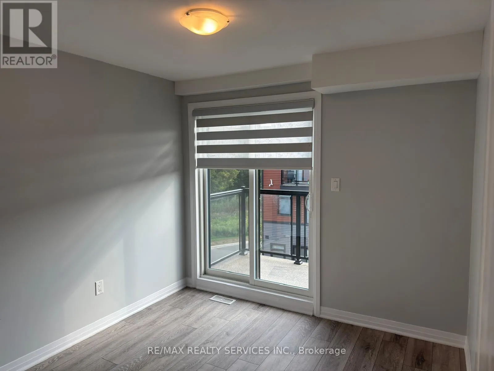 63 - 2 WILLOW STREET