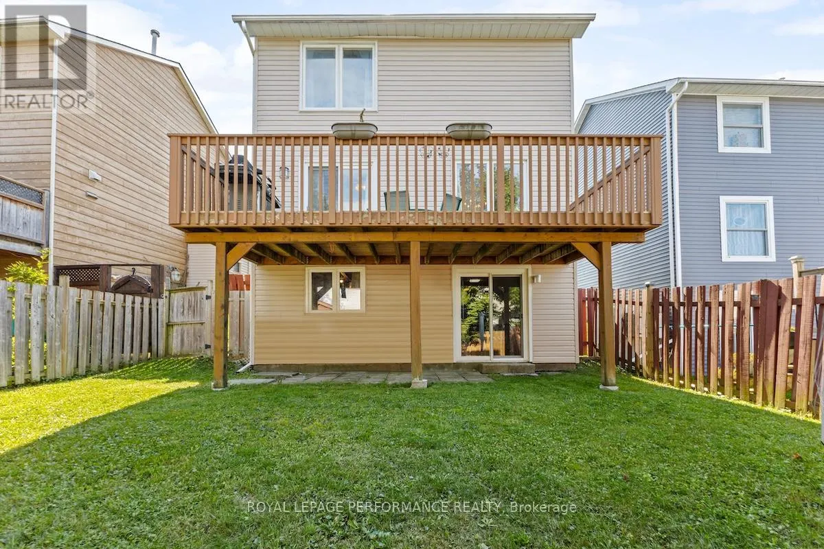 1936 LONGMAN CRESCENT